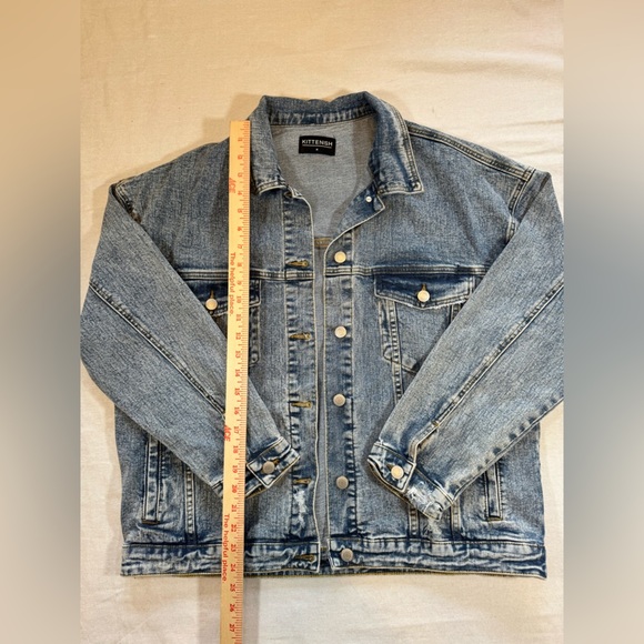 Kittenish Like-New, Never Worn Light Blue Distressed Oversized Denim Jean Jacket - Picture 5 of 8